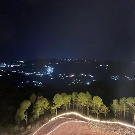 Hotel Tribe View - Away From City Hustle !! Top Rated & Most Awarded Property !! A Peaceful Stay Kasauli Buitenkant foto
